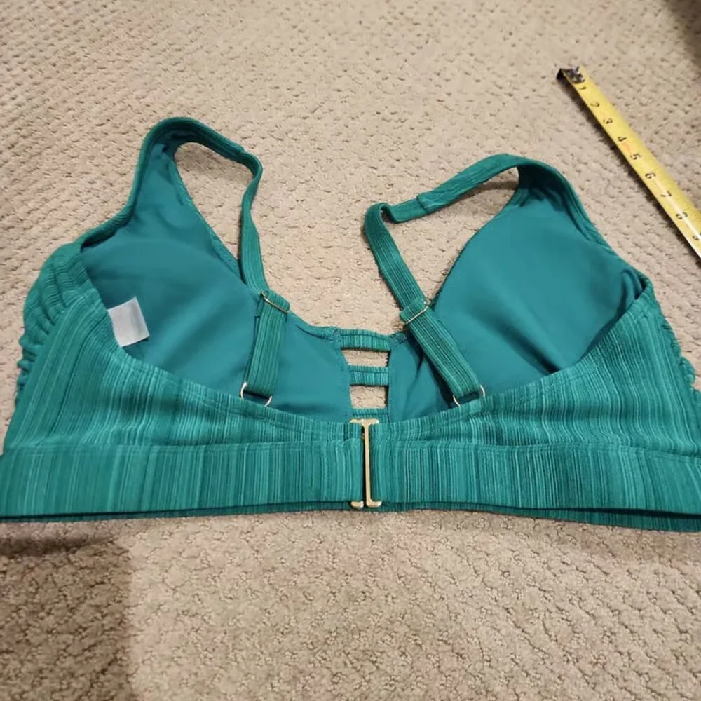 NEW Green top / swimsuit top 2X ( 20W-22W)